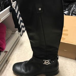 Black Michael kors boots