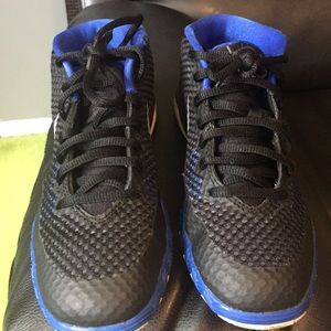 Kryrie Irving shoes