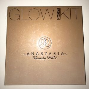 Anastasia Beverly Hills Glow Kit