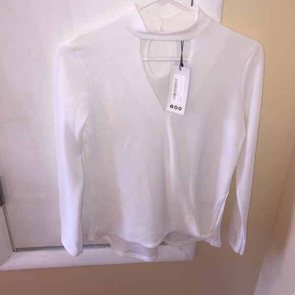 White boohoo top