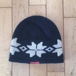 Abercrombie & Fitch "snowflake" winter hat