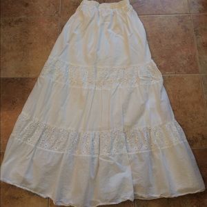 white boho skirt