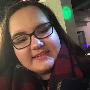 Meet your Posher, Mallory