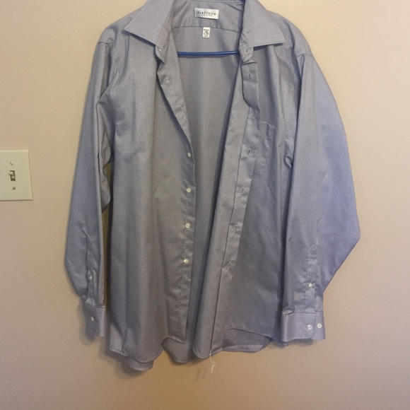 VAN HEUSEN dress shirt