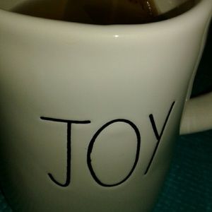 Meet your Posher, Jade