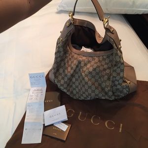 100% Authentic Gucci Hobo 100% Authentic Gucci Hobo