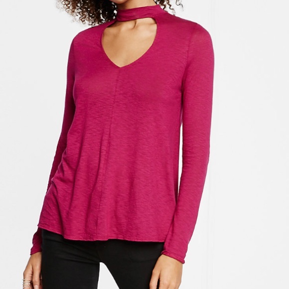 Express Tops - Express choker tee XS