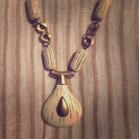 Chico's gold and bone-colored beaded necklace