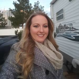 Meet your Posher, Casey