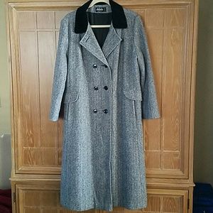 Double breasted coat