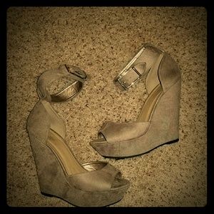 Platform wedges