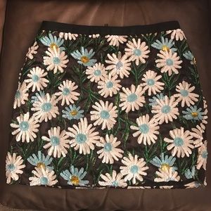 Sequin Daisy topshop skirt size 8.