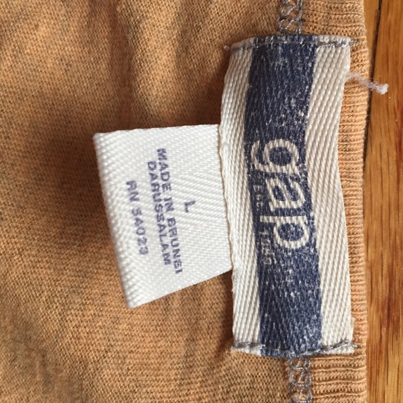 Gap Solid Tee - Picture 2 of 3