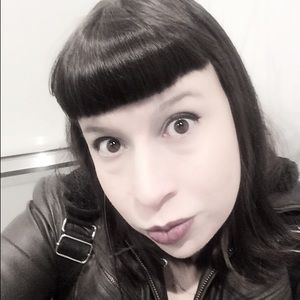 Meet your Posher, Jewel