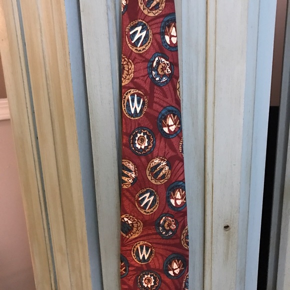 Men's tie