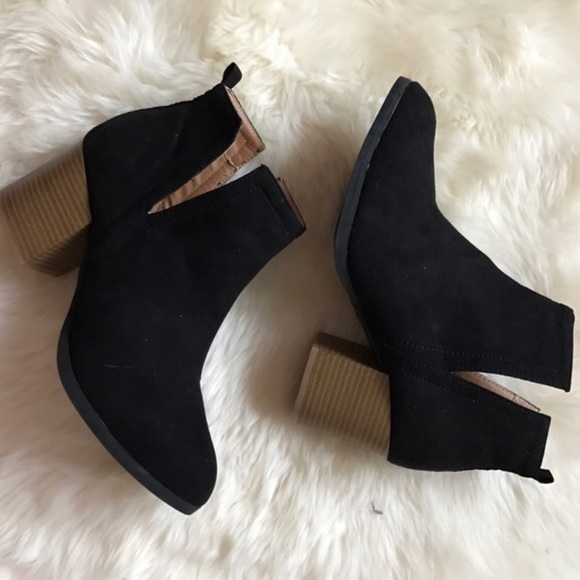 NEW stacked heel Qupid boots