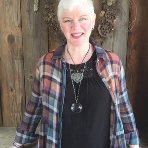 Meet your Posher, Joan