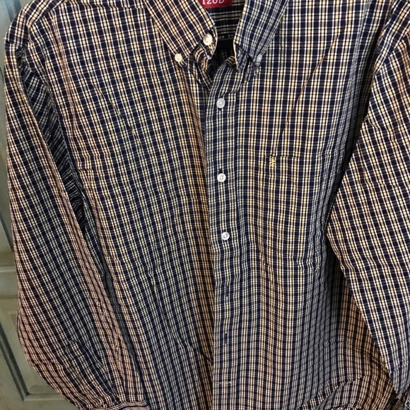 Izod  button down