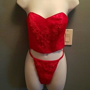 Red Bustier and panties for Valentines ?