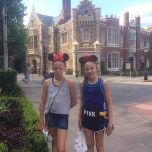 Meet your Posher, Kerri