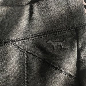 Long black skinny yoga pants!