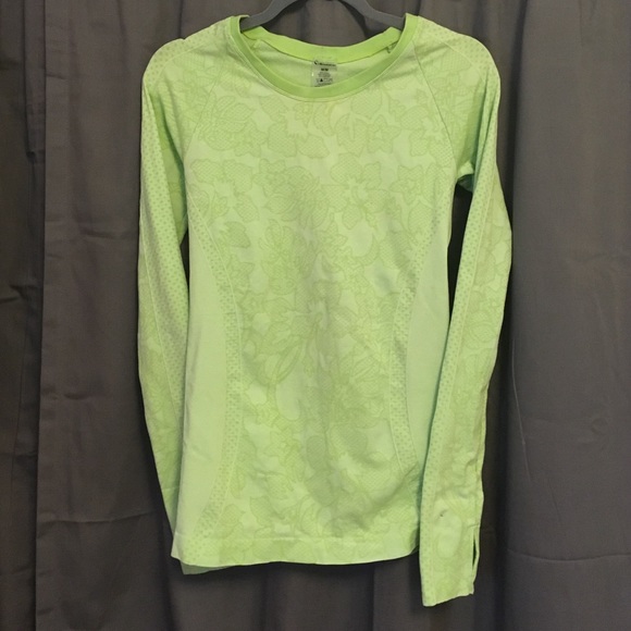 Seamless Compression Shirt by Climawear
