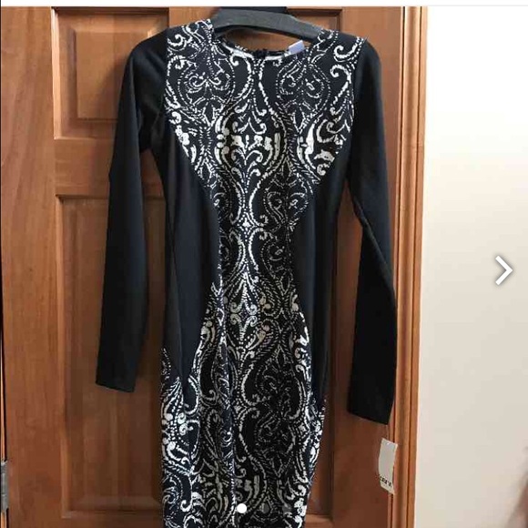 MEDIUM Bar III DRESS - Picture 1 of 2