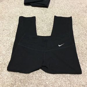 Black nike crop pants