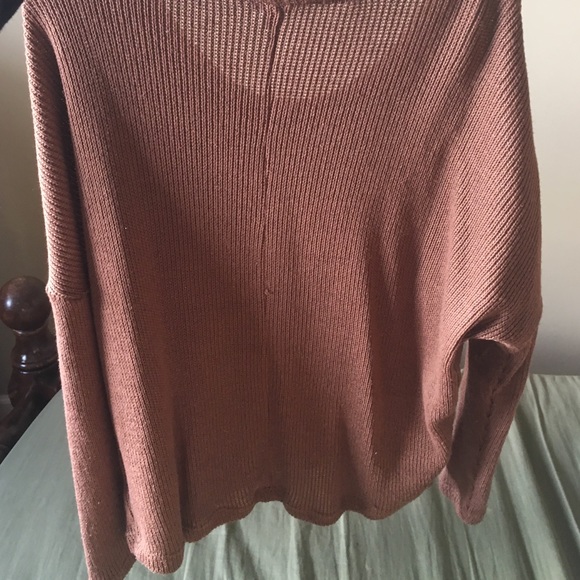 top - Picture 2 of 3