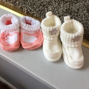 Newborn girl booties