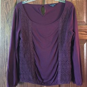 AE•crochet detail top