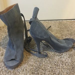 Blue suede peep toe Colin Stuart heeled boots