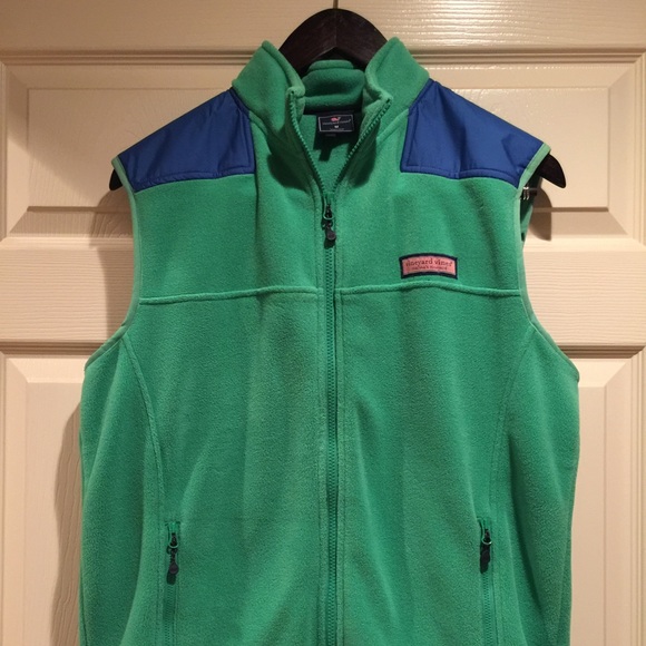 Vineyard Vines Men's vest medium