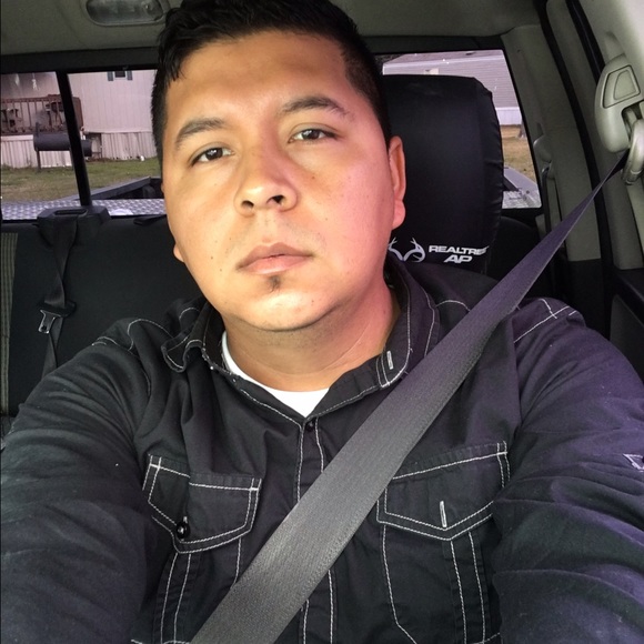 Meet your Posher, Raul - Picture 1 of 1