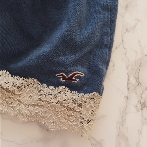 HOLLISTER SUMMER TOP ✨ - Picture 2 of 3