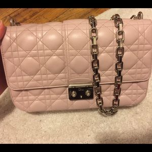 Miss dior cannage medium lady dior chain pink