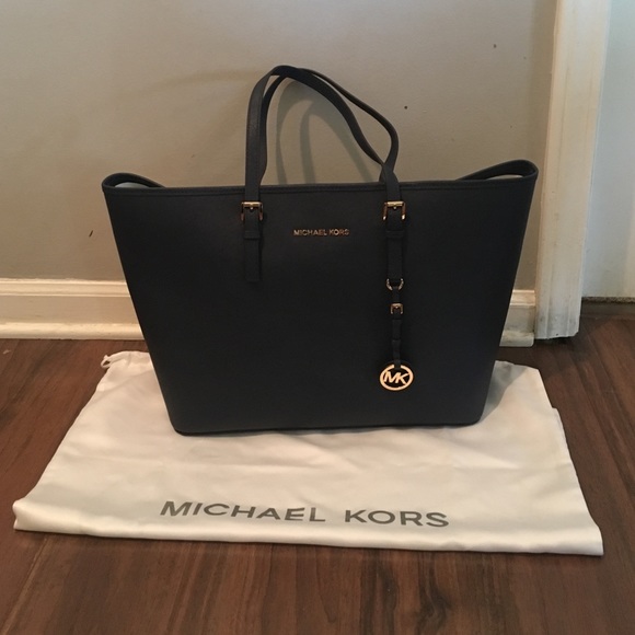 Michael Kors Jet Set Tote (navy) NWT