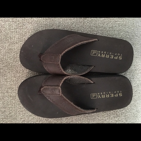 Sperry flip flop - Picture 1 of 3