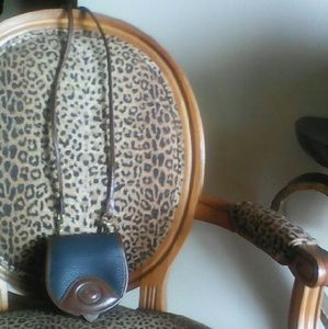 $$ Drop Auth Dooney & Bourke CrossBody Bag