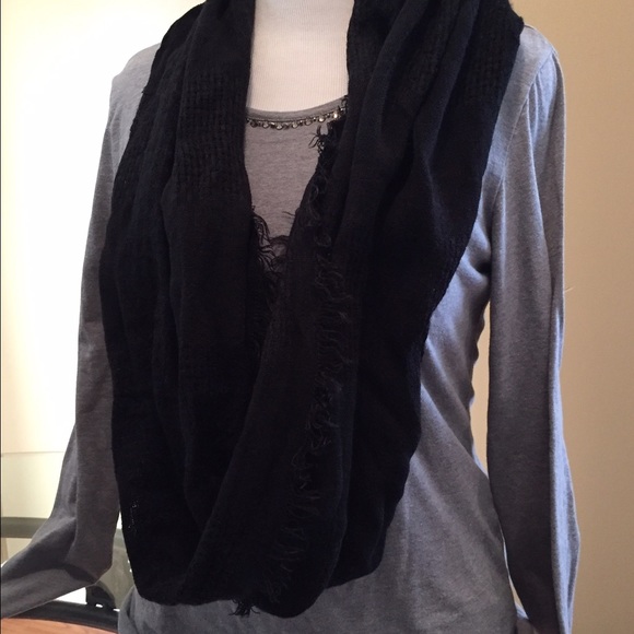 Black infinity scarf
