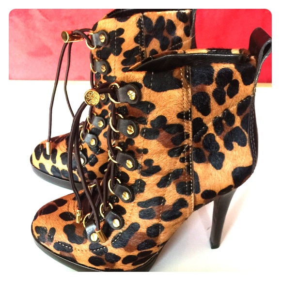 NEW Tory Burch Halima Ankle Bootie