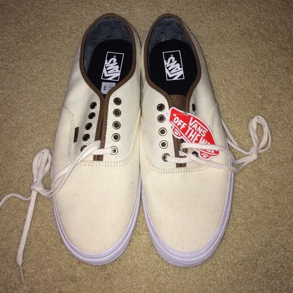 Men's Off White Vans (NEW)