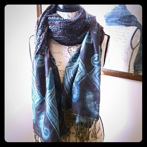 Pashmina fringed shawl/scarf