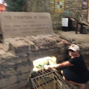 Meet your Posher, Jean