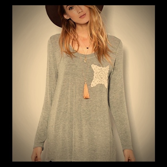 Gray tunic with crochet accent