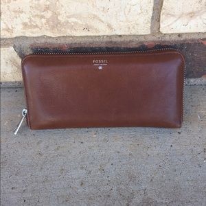 Dark Brown fossil wallet