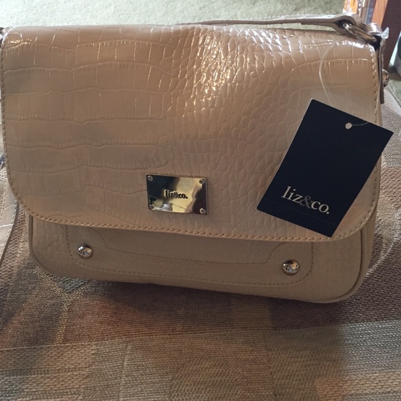 Liz & Co ivorypatent shoulderbag