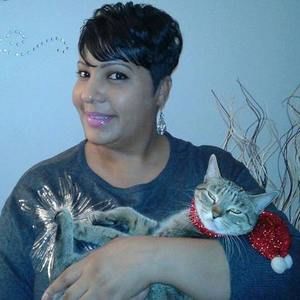 Meet your Posher, Elyse