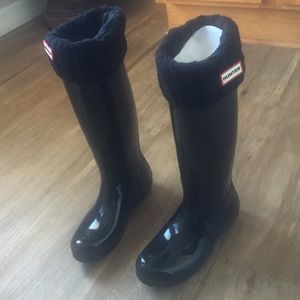 Hunter tall rain boots in black size 8