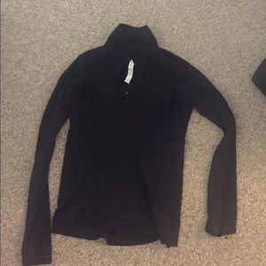 Lululemon quarter zip, size 6